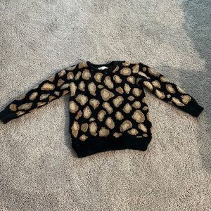 Ladies Michael Kors sweater retail was 140$ good price used 2 times